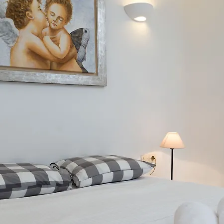 Clio Elia (Mykonos)